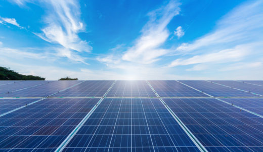 太陽光発電における余剰売電の仕組みとは？全量売電との違いと該当設備について徹底解説！