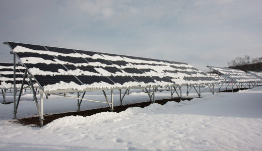 雪国で太陽光発電の稼働はアリナシ？積雪がもたらす被害と万全な対策